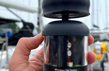 Navigationslicht und Windgeber NMEA 2000 brightwind
